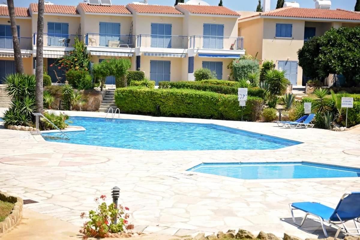 Paradise Gardens With A Large Terrace Paphos Ngoại thất bức ảnh